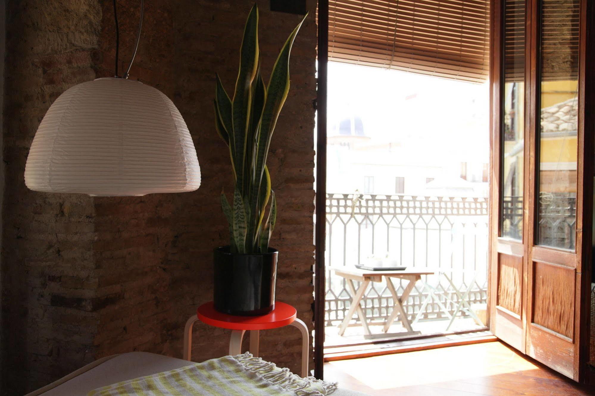 BUBUFLATS Mossén Apartman Valencia Kültér fotó